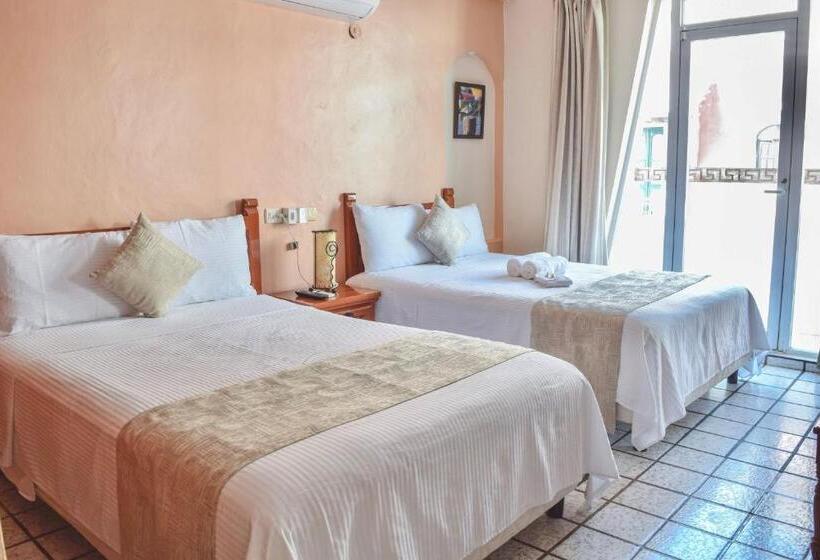 Junior Suite, & Restaurant Bucaneros, Isla Mujeres