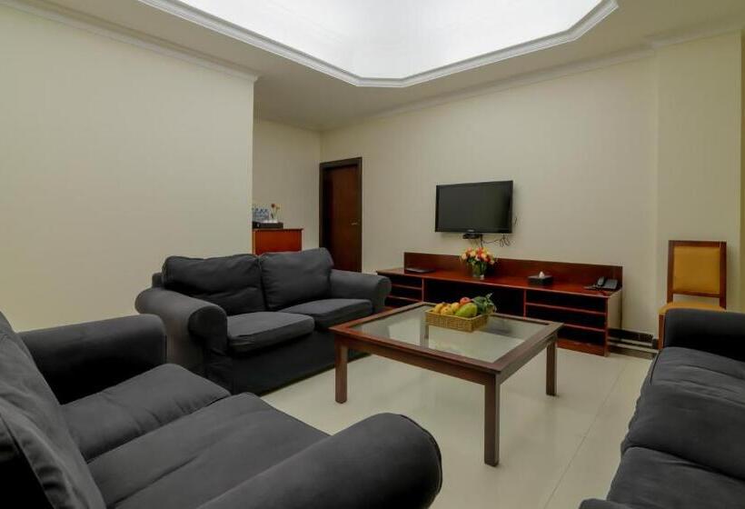 1 Bedroom Apartment, Tanzanite Executive Suites