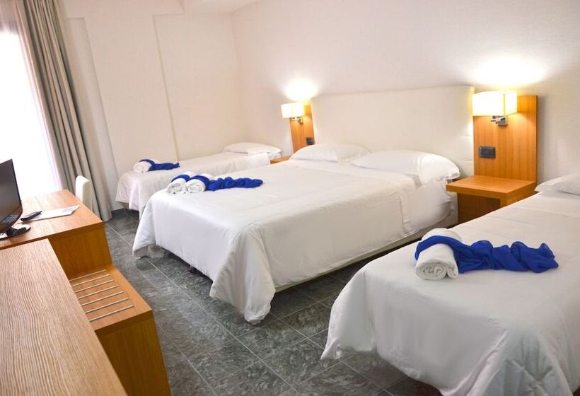 اتاق استاندارد چهار تخته, Vea Resort