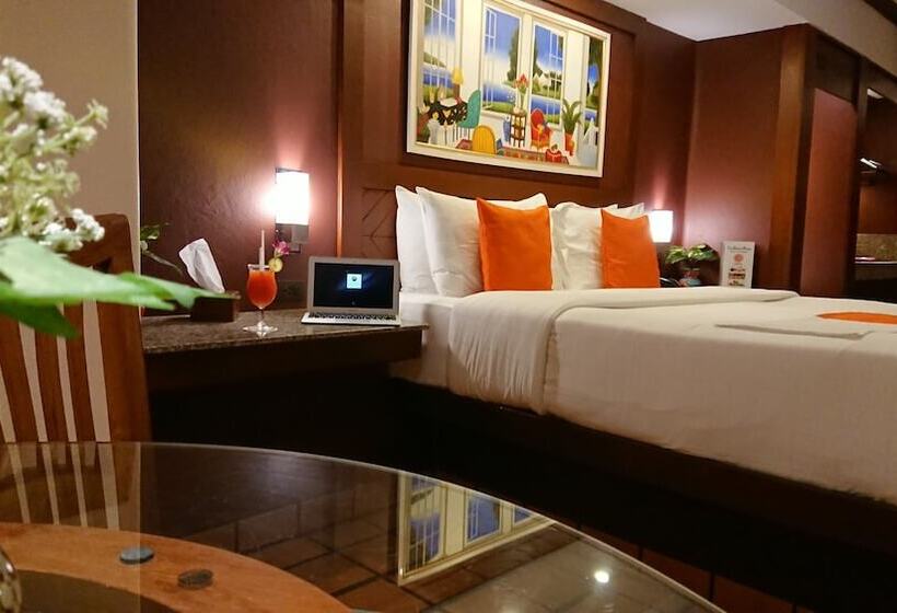 管理人员工作室, Pacific Club Resort