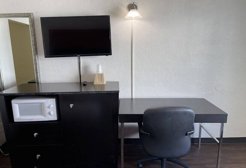 اتاق استاندارد, Tropicana Motel