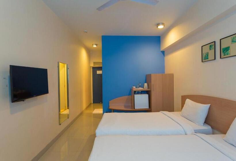 Номер Стандарт, Ginger  Pune  Pimpri
