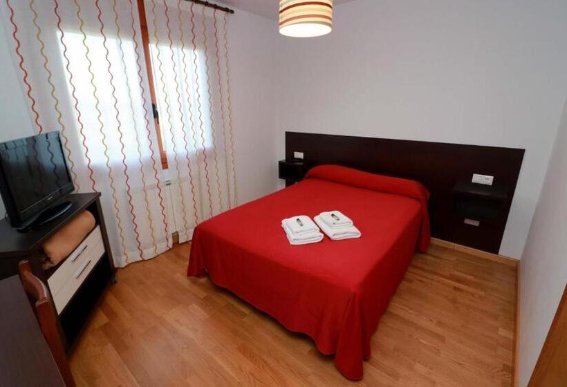 Номер Стандарт Индивидуальный Совместная Ванная, Hostal Casasnovas