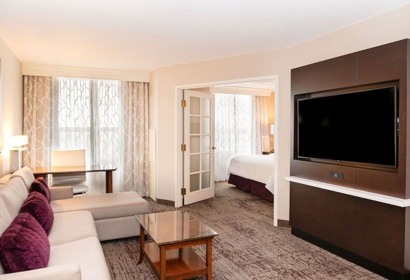 이그제큐티브 스위트, Chicago Marriott Suites Deerfield