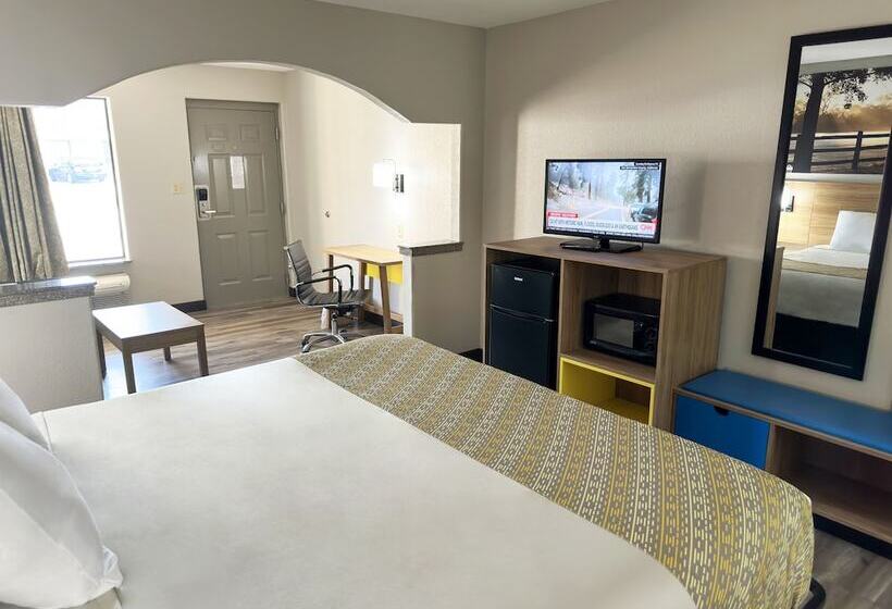 스위트, Days Inn & Suites By Wyndham Opelousas