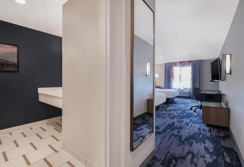 Номер Стандарт, Fairfield Inn & Suites By Marriott Greenwood
