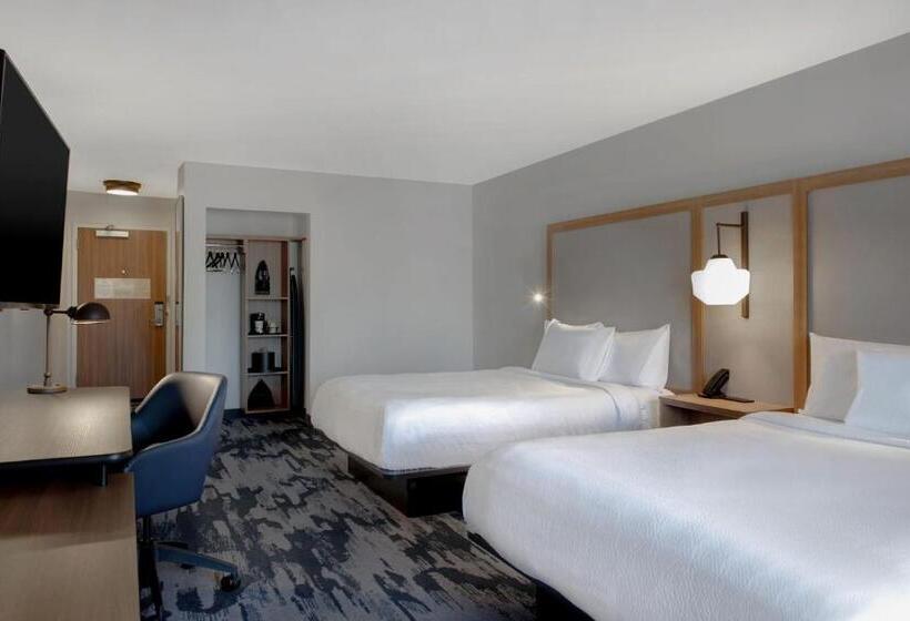 Номер Стандарт, Fairfield Inn & Suites By Marriott Greenwood