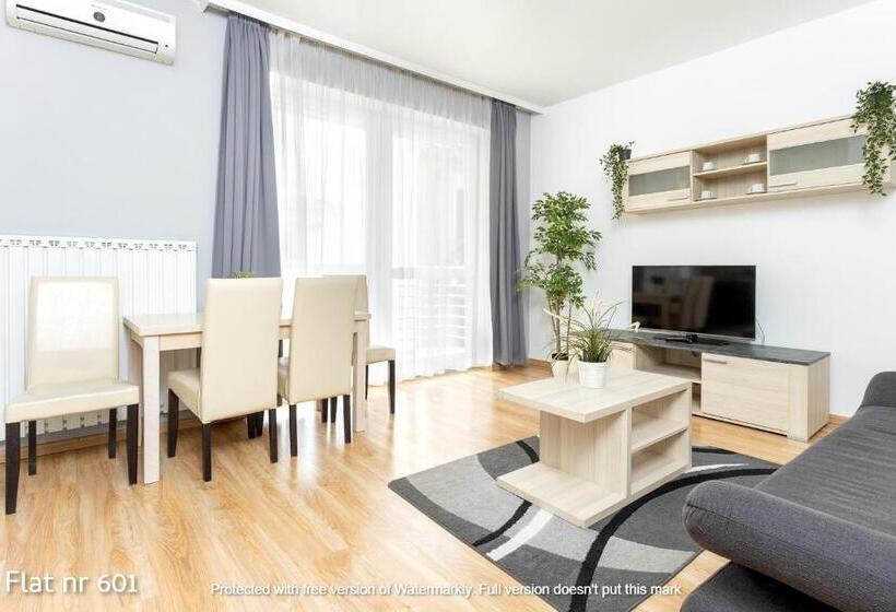 Апартаменты Deluxe 1 Спальня, Corvin Plaza Apartments & Suites