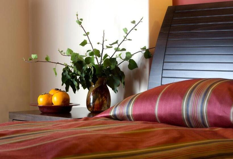 Пятиместный Стандартный Номер, Dimosthenis Traditional Guesthouse
