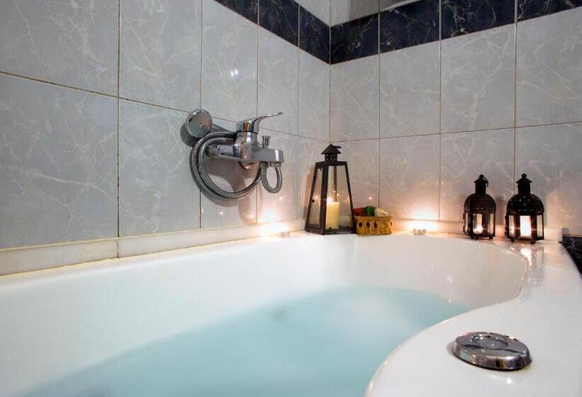 Номер Стандарт Трехместный, Dimosthenis Traditional Guesthouse