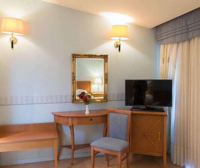 اتاق استاندارد یک نفره, Poseidon Palace