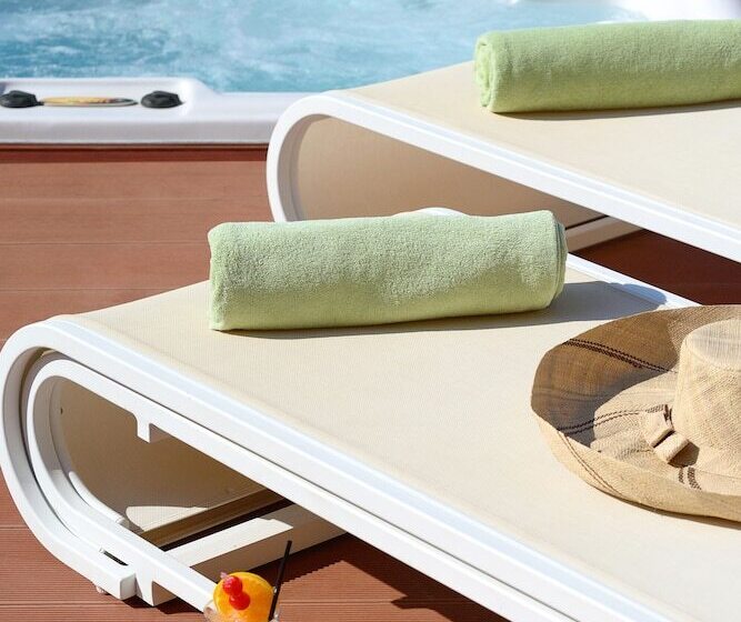 로얄 룸, Royal Paradise Beach Resort & Spa