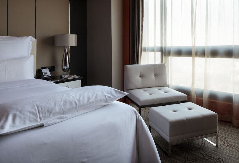 سوییت اجرایی, Pullman Anshan Time Square