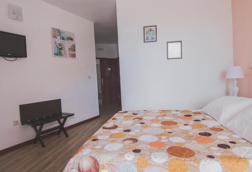 スタンダードルーム, Residencial Familia