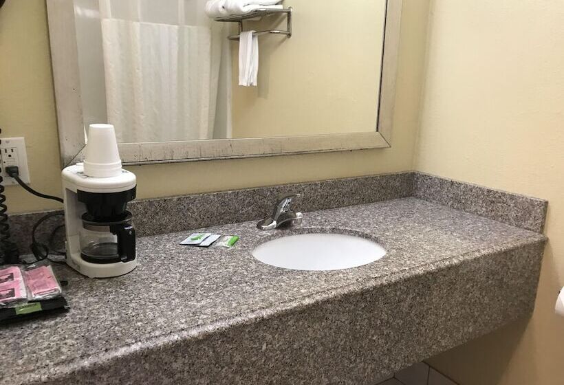Номер Deluxe Кровать Кинг, Budget Inn Madill