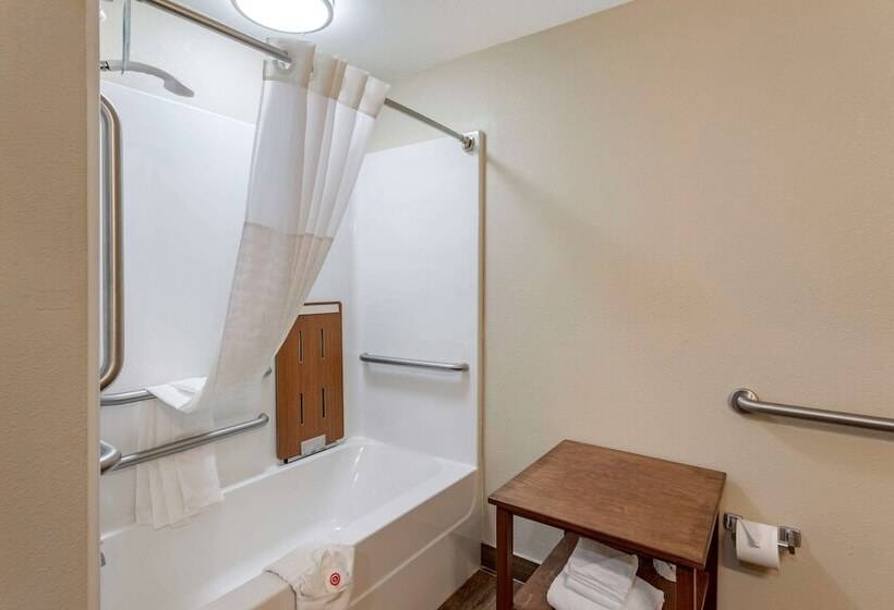 장애인을 위한 스위트, Comfort Inn & Suites Atokamillington