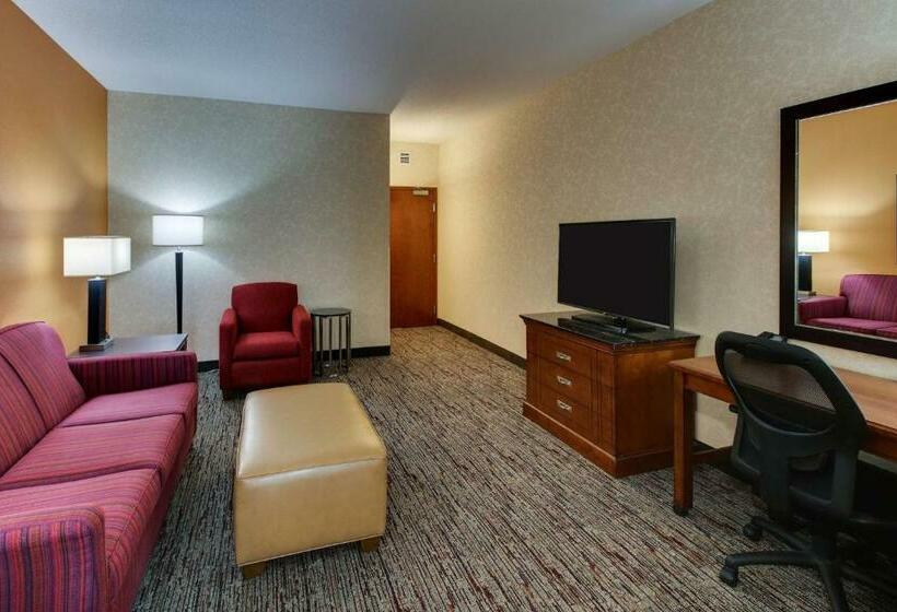 Люкс Кровать Кинг, Drury Inn & Suites Meridian