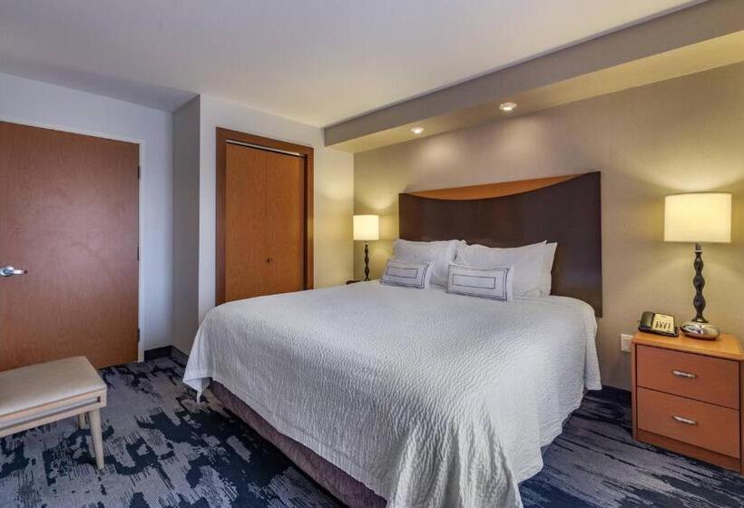 Люкс Кровать Кинг, Fairfield Inn & Suites By Marriott Texarkana