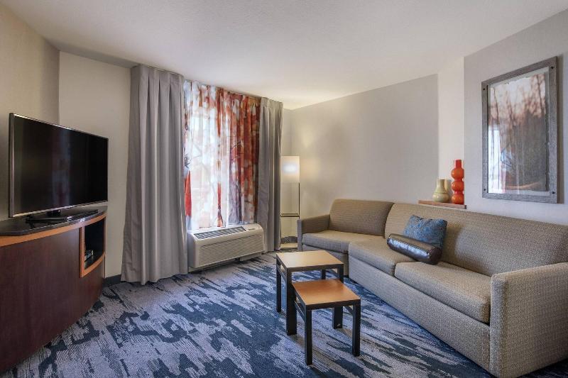 Люкс Кровать Кинг, Fairfield Inn & Suites By Marriott Texarkana