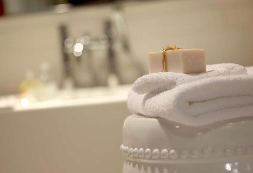 Люкс, Hyatt Centric The Woodlands