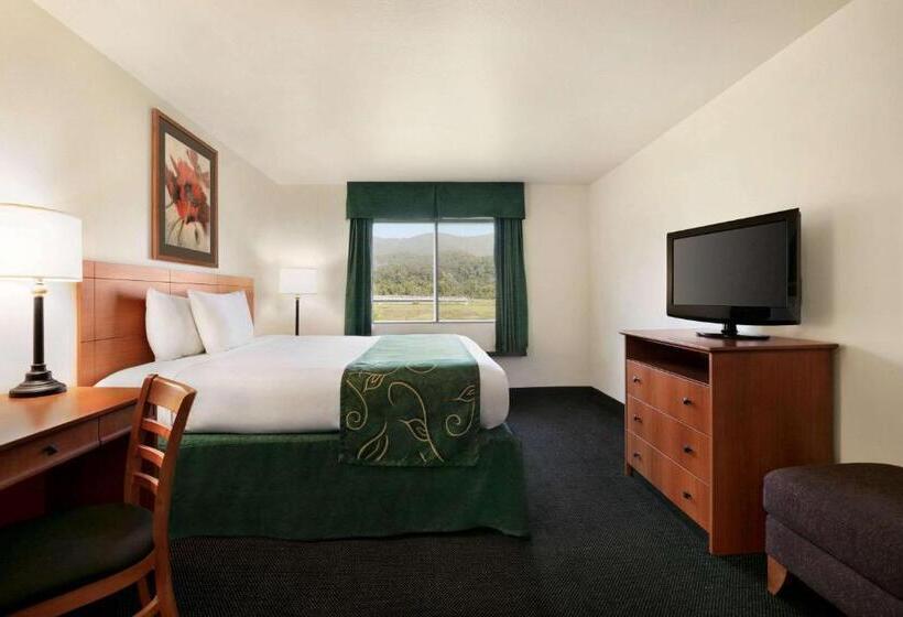 Номер Стандарт Кровать Кинг Адаптированный для Инвалидов, Travelodge By Wyndham Low Moor Near Covington