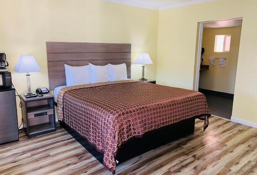 Номер Стандарт Кровать Кинг Адаптированный для Инвалидов, Central Coast Inn  Cayucos