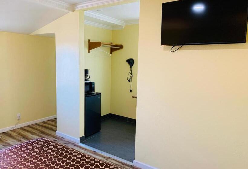 Номер Стандарт, Central Coast Inn  Cayucos