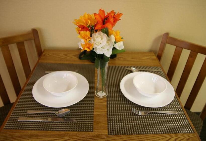 기본룸, Affordable Suites Wilson