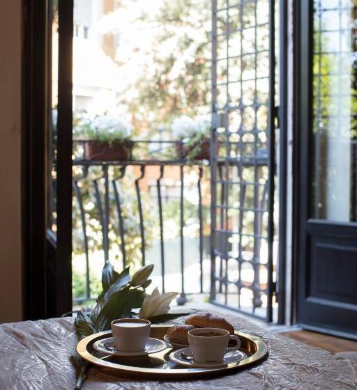 סוויטת ג'וניור, Contessa Arrivabene Antica Dimora