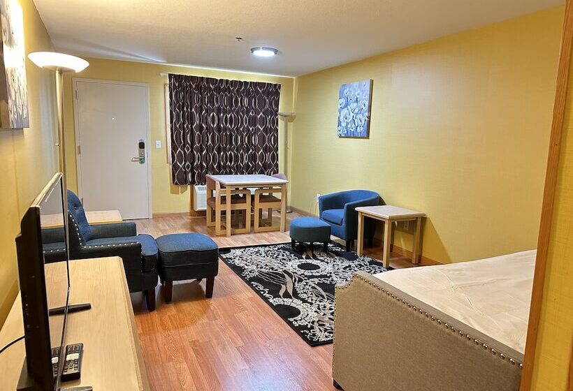 Family Suite, Timberland Inn & Suites