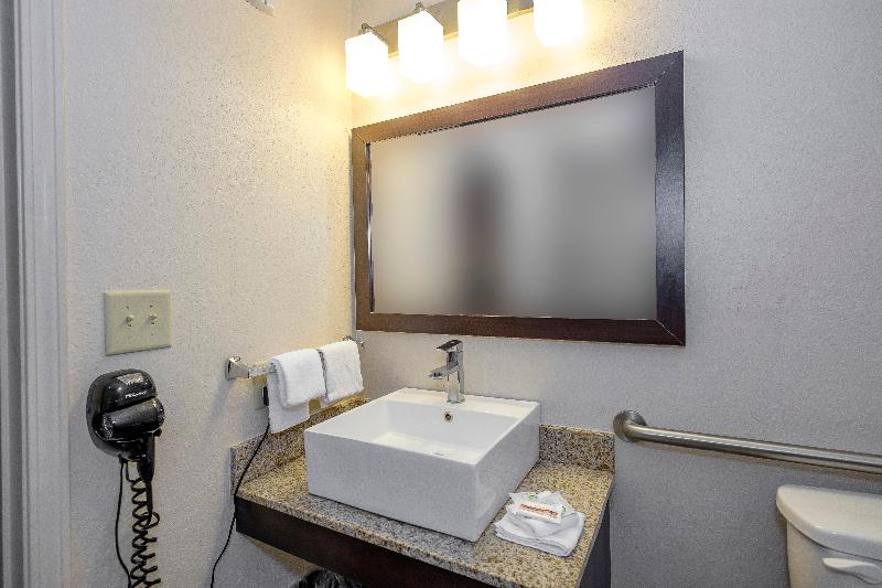 Номер Superior Кровать Кинг, Red Roof Inn Helen