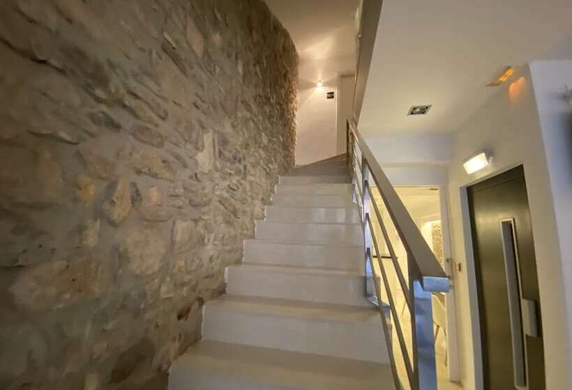 Номер Стандарт, Hostal Somnis