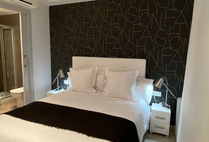 Номер Стандарт, Hostal Somnis