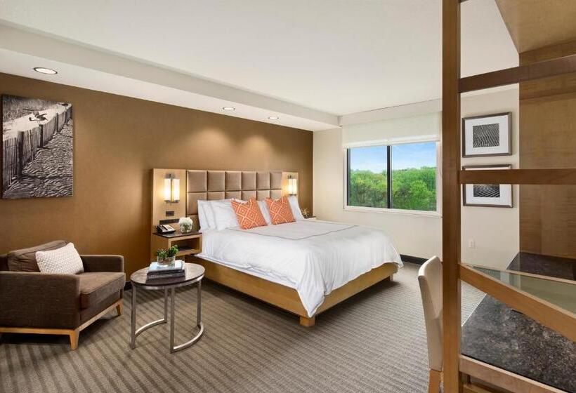 Номер Стандарт Кровать Кинг Адаптированный для Инвалидов, The Hotel At Arundel Preserve