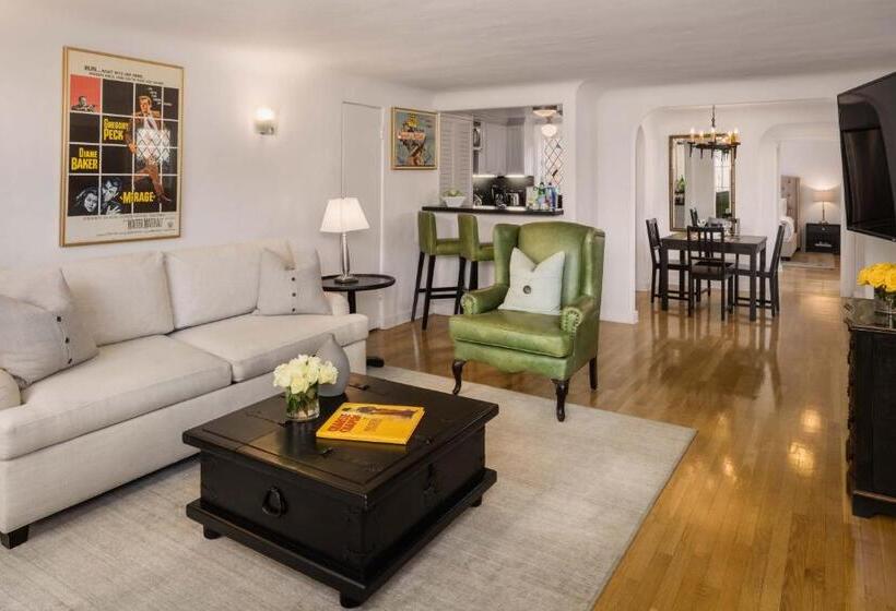 Апартаменты Deluxe 1 Спальня, The Charlie West Hollywood