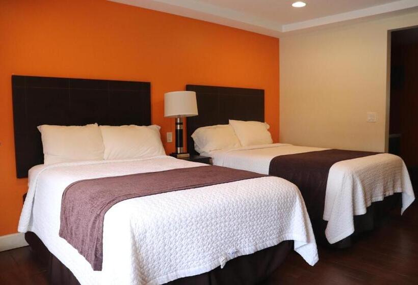 חדר סופריור, Curtis Inn & Suites
