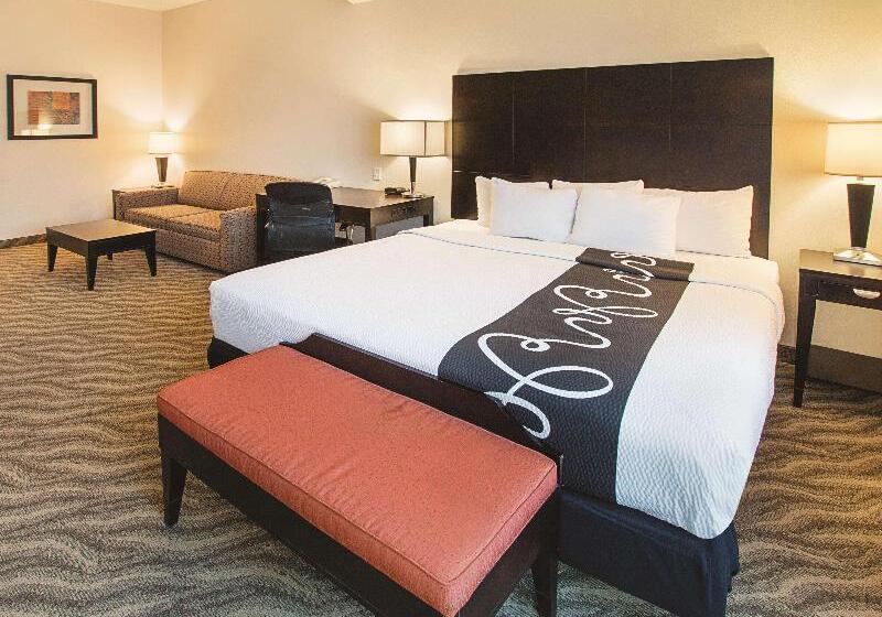 חדר דחוקס עם מיטת קינג, La Quinta By Wyndham Glen Rose