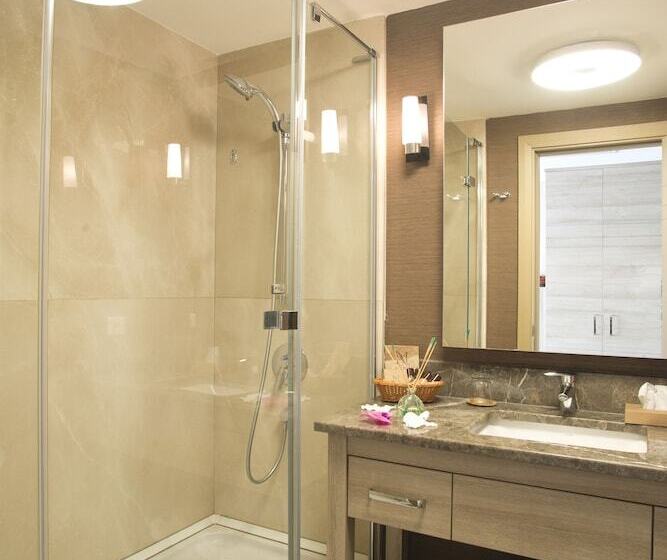 اتاق سوپریور سه تخته, Nidya Hotel Galataport