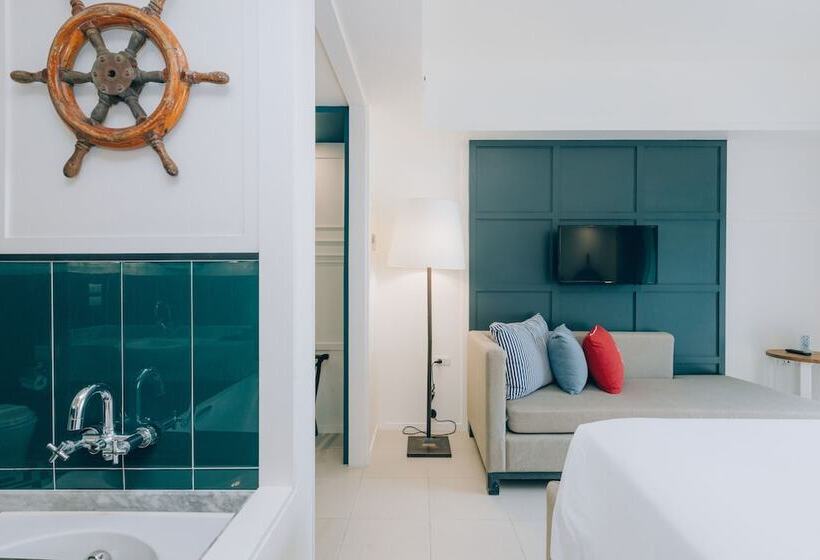 Номер Deluxe Вид на Бассейн, Sugar Marina Hotel   Nautical   Kata Beach   Sha Plus