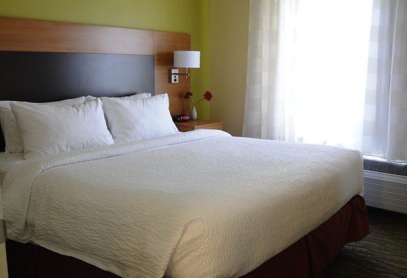 침실 2개 스위트, Towneplace Suites Redding