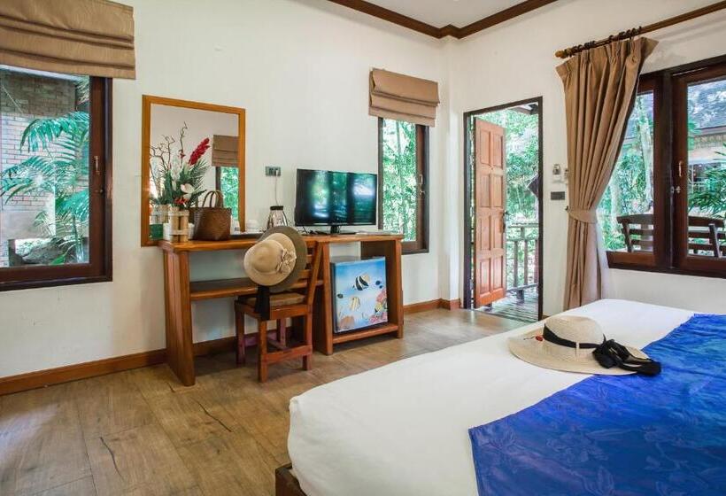 Номер Deluxe, The Vatika Resort And Spa