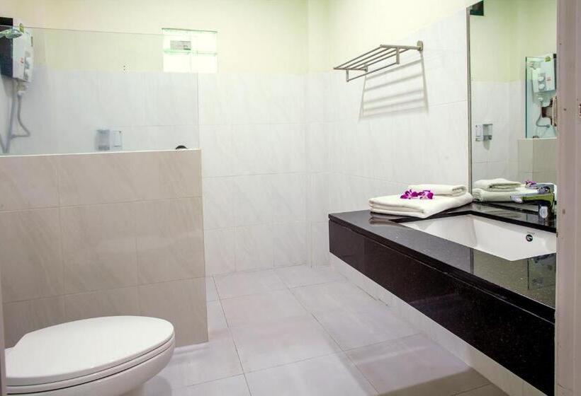 Бунгало с видом на бассейн, The Vatika Resort And Spa