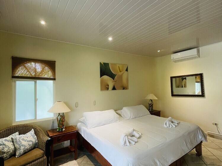 스탠다드 룸, Cocomar Beachfront Hotel And Island Resort