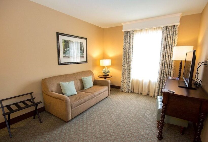 סוויטת פרמיום, Embassy Suites By Hilton Savannah Historic District