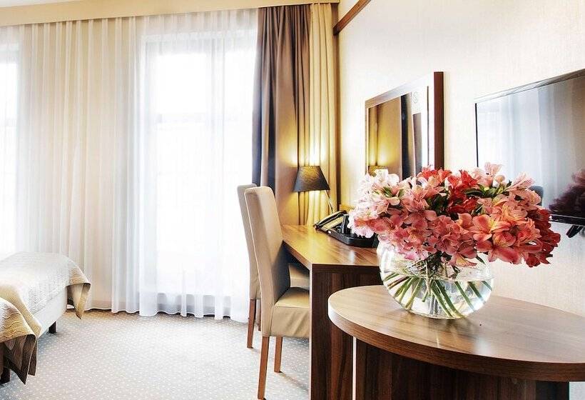 اتاق استاندارد, Golden Tulip Krakow City Center