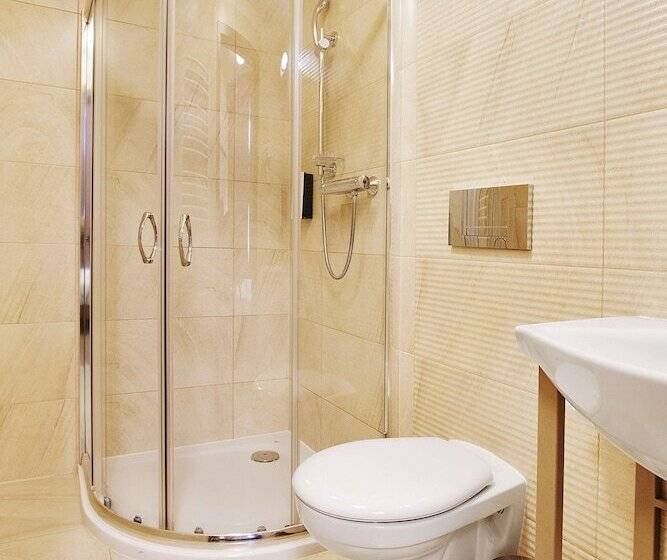 اتاق لوکس, Golden Tulip Krakow City Center