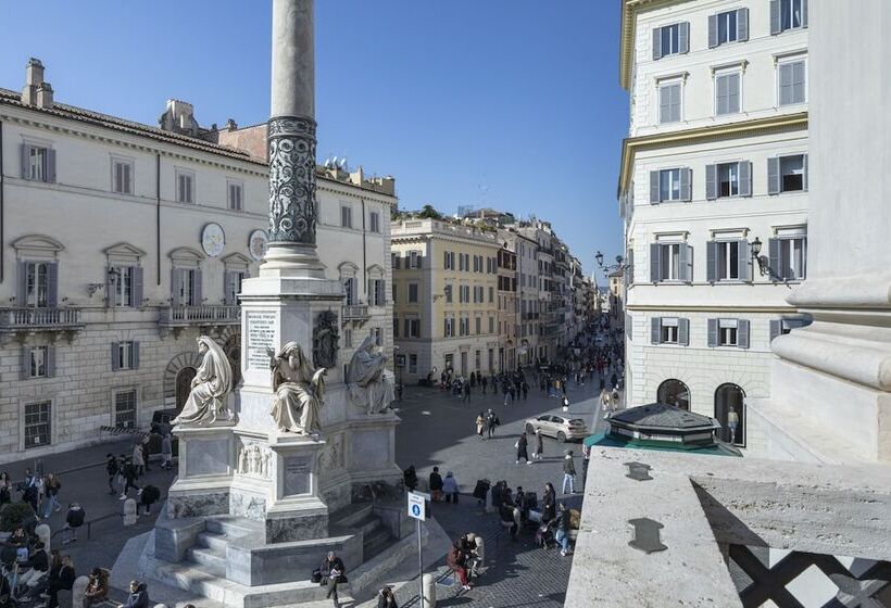 Camera Tripla Deluxe, Scalinata Di Spagna
