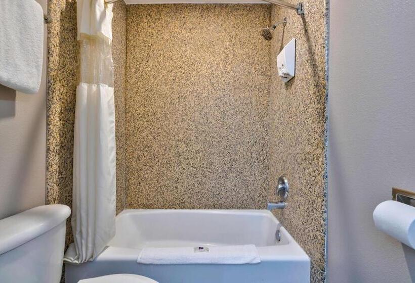 Люкс Повышенной Комфортности, Motel 6 South Gate CA