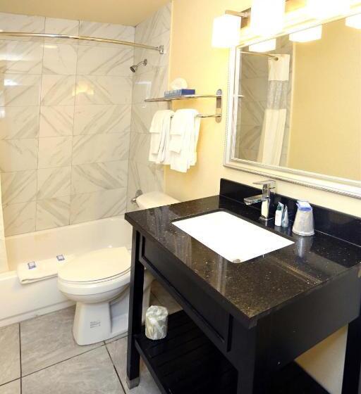 اتاق استاندارد با چشم‌انداز دریا, Blue Marlin Motel