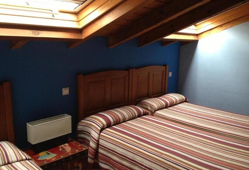 اتاق استاندارد سه نفره, Hosteria San Emeterio